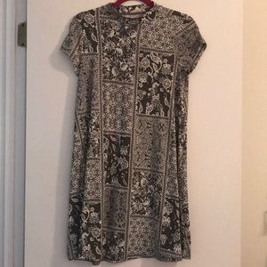 High neck cotton dress